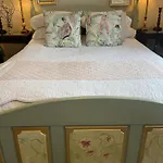 Oda ve Kahvaltı The Artist Dublin Boutique Sutton