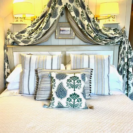 The Artist Dublin Boutique 4* Sutton