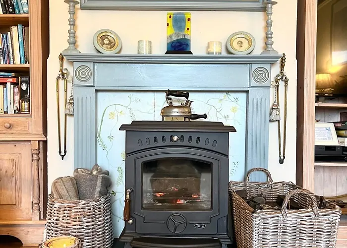 The Artist Dublin Boutique サットン