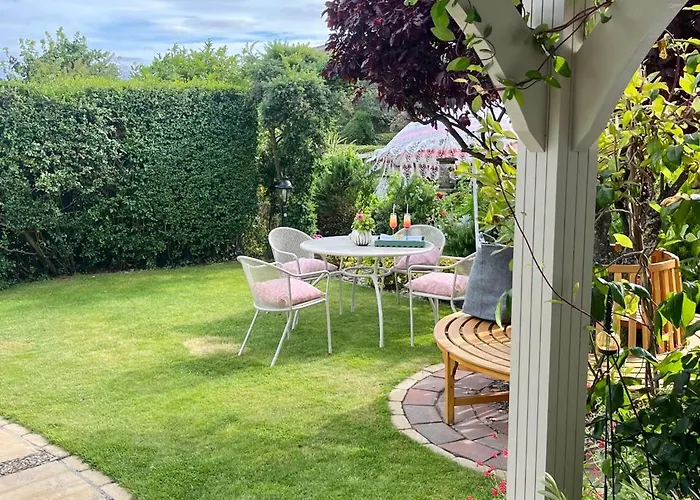 The Artist Dublin Boutique サットン